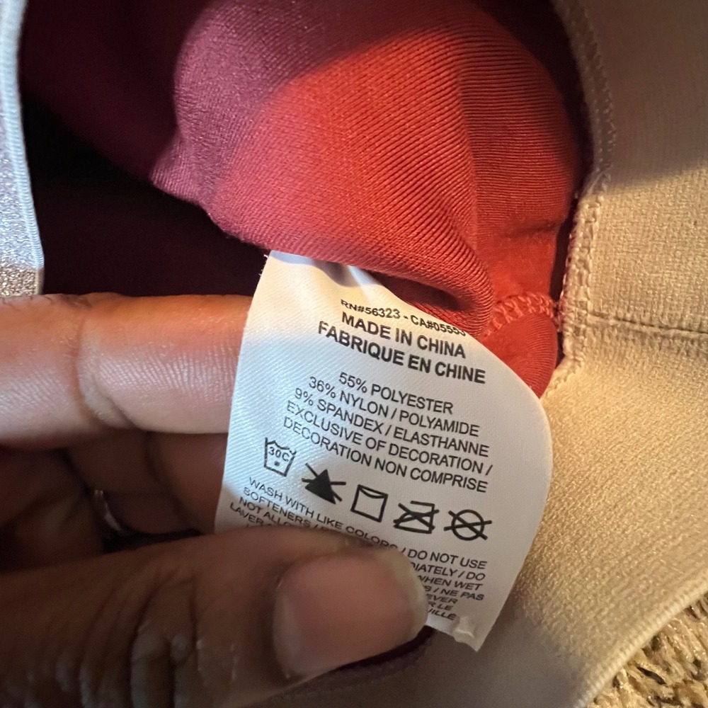 Nike Womens Fleece Crewneck Sweatshirt Red Silver Glitter Trim Small RN56323 - Picture 4 of 7